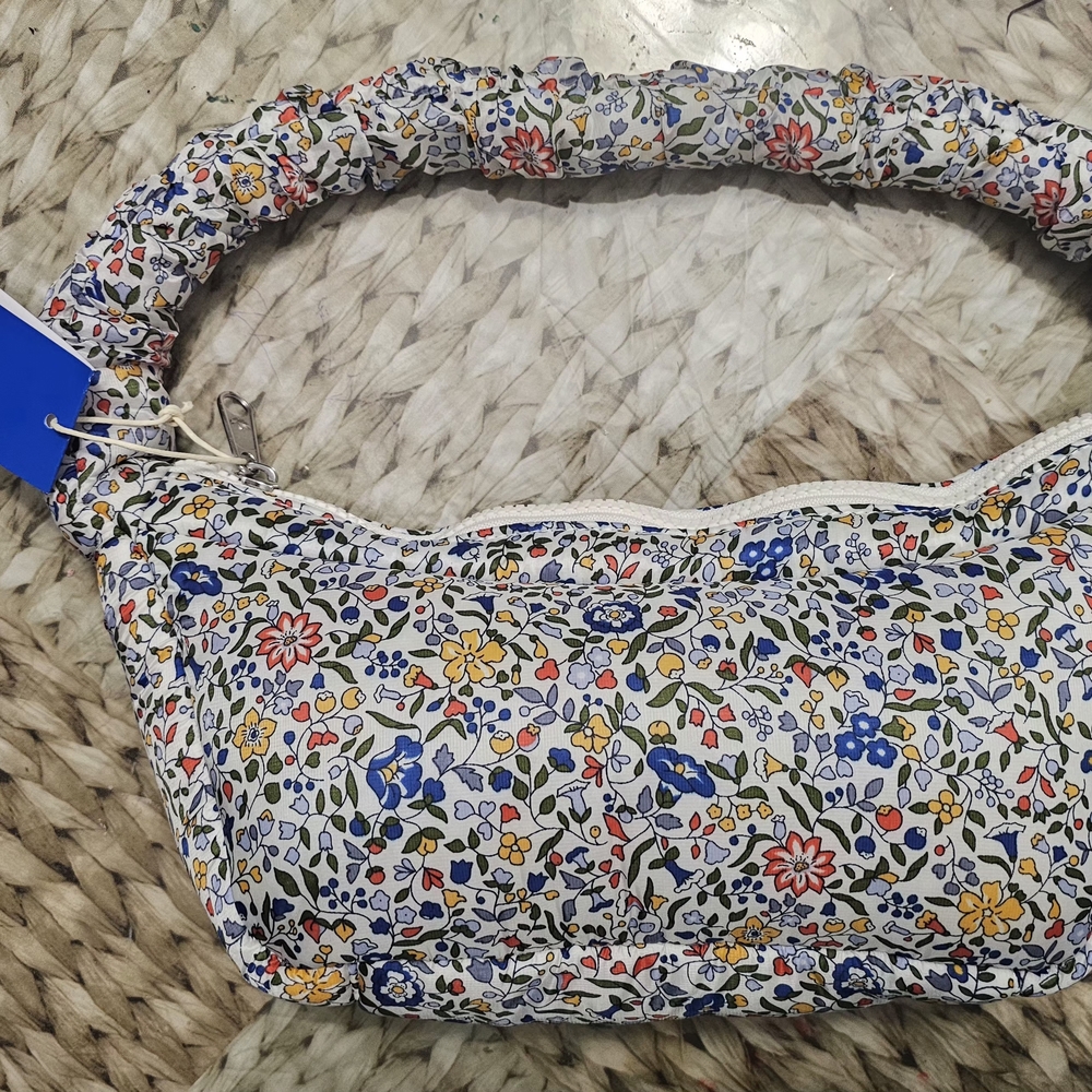 Adidas Originals Liberty Women's Shoulder Bag - Picture 7 of 8
